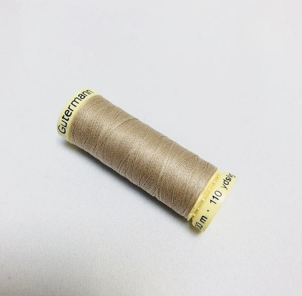 Gutermann Sew All Thread - Stone (722)